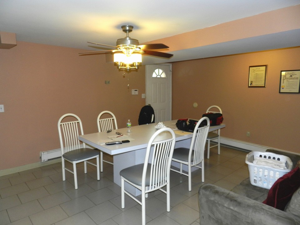 finished lower level dining area